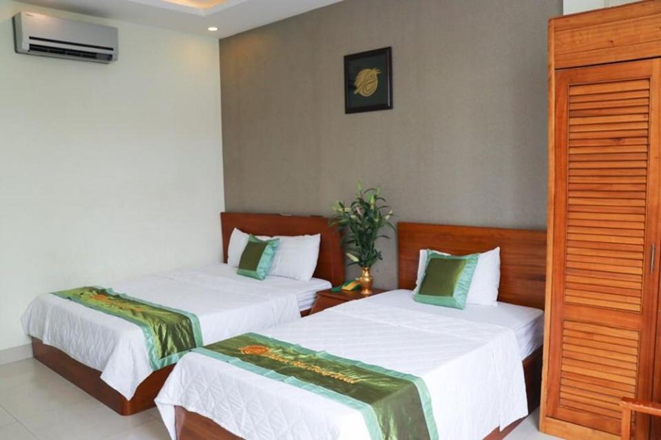 Pelican Nha Trang Hotel Bagian luar foto